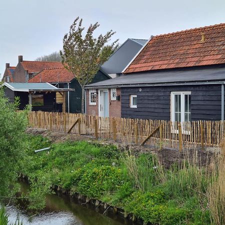 Schwone Diekhuusje - Vakantiewoning Aan De Noordzeekust Villa Schoondijke Exterior foto
